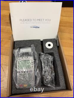 VeriFone VX 520 Wired Credit Card Terminal POS Reader with Manual & Cables